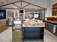 面包甜点陈列柜-HAVE A ROOM·有间质果(总店)