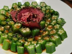黑椒牛肉拼秋葵-将相和·海鲜蒸饺大连菜