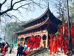 -灵岩山风景区