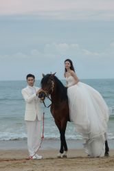 -莫兰迪婚纱摄影