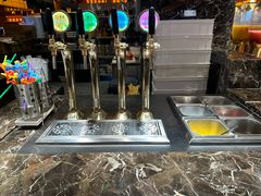 -黑金·寻焰自助百汇·烤肉·火锅(中街店)