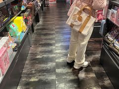 -酷乐潮玩(金桥国际店)