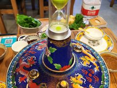 景泰蓝铜锅-毛辣果·贵州红酸汤牛肉火锅(西单店)