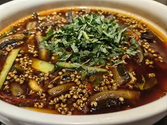 -万重锦·人文川菜馆(骡马市店)