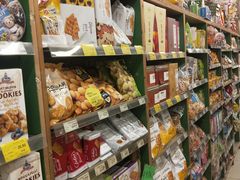 -绿叶子超市(公园大道店)