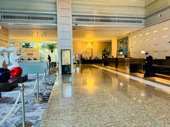 -上海虹桥西郊假日酒店