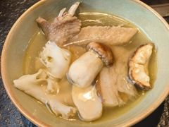 -菌自由丨野生菌火锅特色庭院餐厅(丽江古城店)