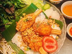 -大头虾越式风味餐厅(光明广场店)