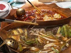 -墨居上隐·院子里火锅(峨眉店)