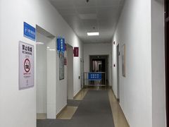 -宝安体育馆游泳馆