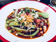 酸汤米豆腐-丝恋丝娃娃(逸天城国贸店)
