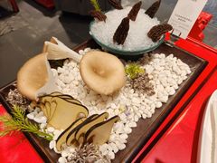 臻稀菌拼-小龙翻大江文化火锅(太古里店)