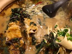 柴火稻草鱼-吃饭皇帝大土家民族菜(正大广场店)