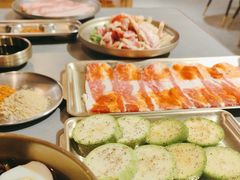 -围炉肉舍丹东海鲜烤肉·烤活鳗(步行街店)