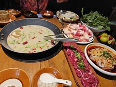 -贵厨酸汤牛肉(小十字店)