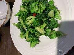 -梧桐树下(云锦世家店)