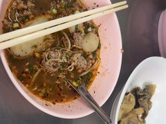 -榮泰米粉湯(Left Shop)