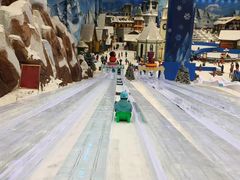 -长沙湘江冰雪世界