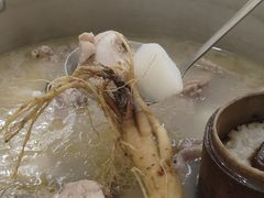 -朴小妹人参鸡汤火锅(长白山万达店)