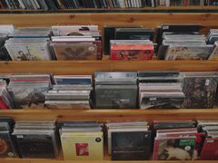 -麦田书店(国防路店)