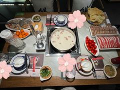 -尚尚仙·酸汤猪手·猪肚鸡火锅(华联万柳购物中心店)