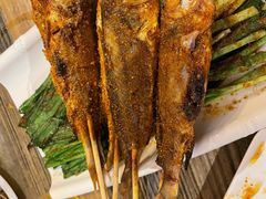 网红小黄鱼-郑贵初烧烤·烤凤爪的发明者(王家湾店)