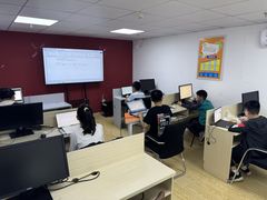 -童程童美·信息学竞赛·乐高机器人编程(昆明世纪城校区)