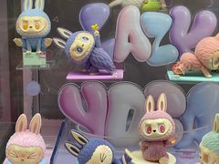 -泡泡玛特POPMART(黄岛新城吾悦店)