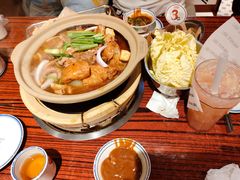 -沙胆彪炭炉牛杂煲(上海日月光广场店)