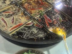-正南齊北重庆老火锅(光华村直营店)