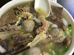 -潮镇老尾牛杂(环城西路店)