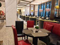 -上海虹桥西郊假日酒店