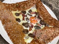 鸡蛋蘑菇熏肉荞麦可丽饼-RAC BAR(安福路店)