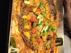 -鸣记脆皮烤鱼·海鲜烤鱼(亿合城店)