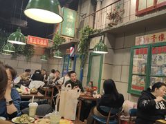 -超越炭火牛蛙火锅鸡(河东店)