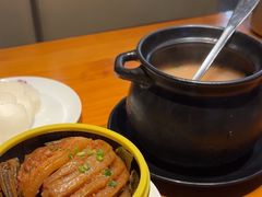 -莲餐厅·湖北菜·藕汤是头牌(愚园路店)