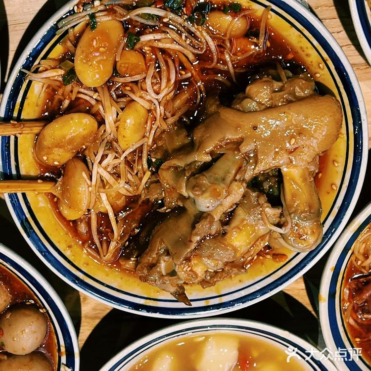 麻辣烫要麻辣才香！无辣不欢者深爱这家