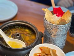 -菌自由丨野生菌火锅特色庭院餐厅(丽江古城店)