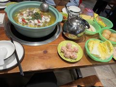 -重庆鸡公煲·青锅花椒鱼(牡丹江路店)