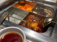 -海底捞火锅鲜切牛肉主题店(长寿路店)