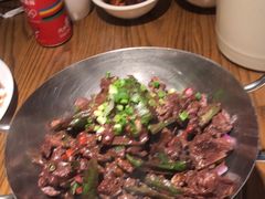 -爱碗亭·鲜炒湖南菜(壹城中心店)