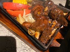 -穹六人间 people 6(岳阳路店)
