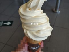 金枕榴莲华夫筒冰淇淋-肯德基(岱山日达店)