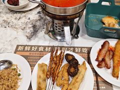 -金马门国际美食百汇(珞喻路店)