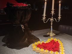 -弦月窗LUNETTE BY AMANDA(复兴路店)