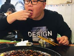 -鸿顺老铁锅美蛙鱼府(解放碑店)