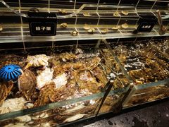 -钱小奴海鲜自助黑金店(杭州滨江龙湖店)