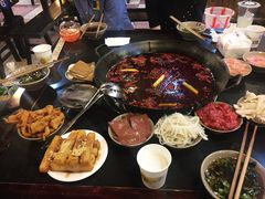 -星鸿社重庆老火锅(燃灯寺分店)