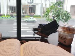 -星巴克臻选(广州高德置地秋广场店)