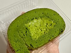 -全家便利店(襄阳南路店)